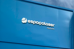 Como a força da marca Espaçolaser influencia o desempenho de uma franquia